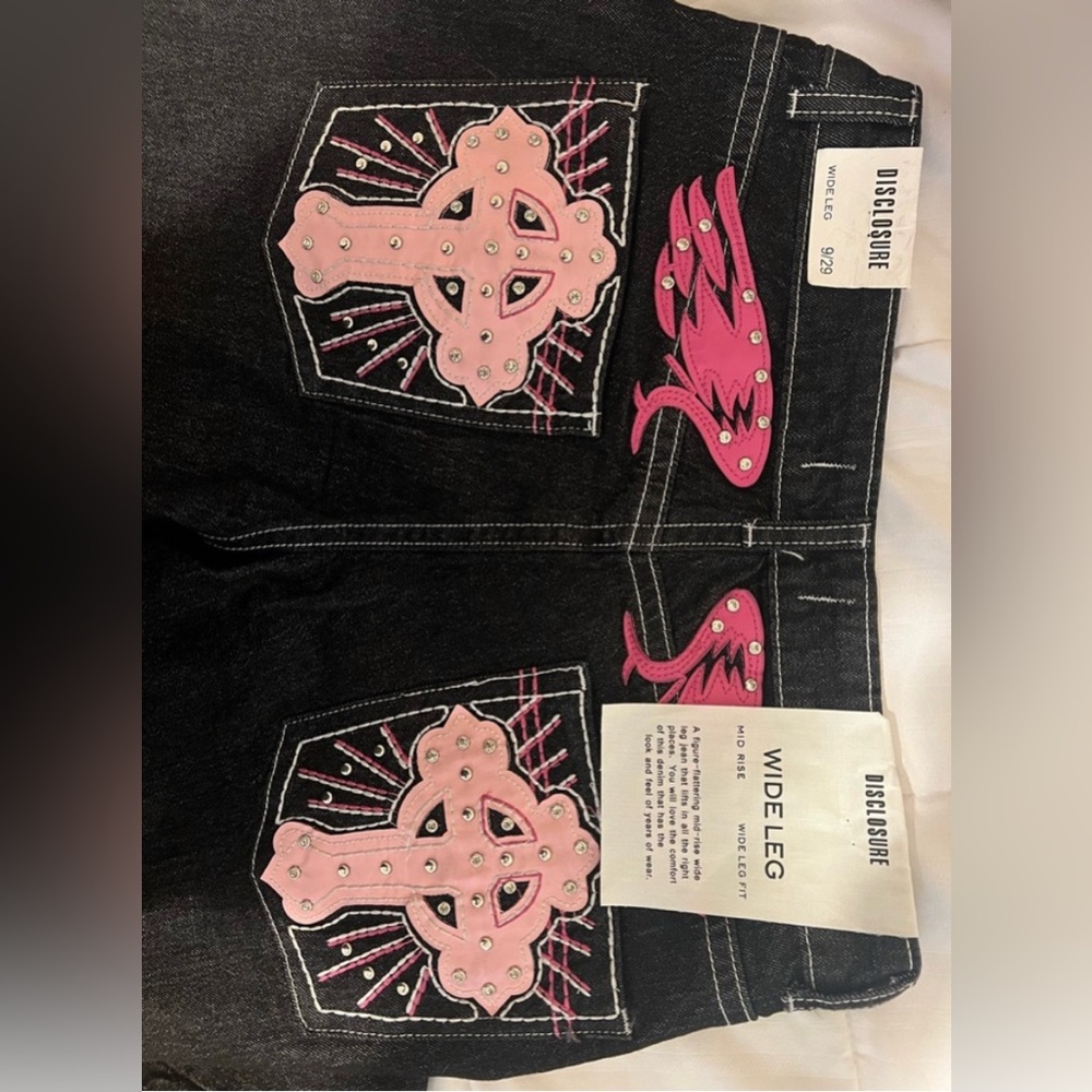 Wide Leg Women's Jeans in Black with Pink Embroidery